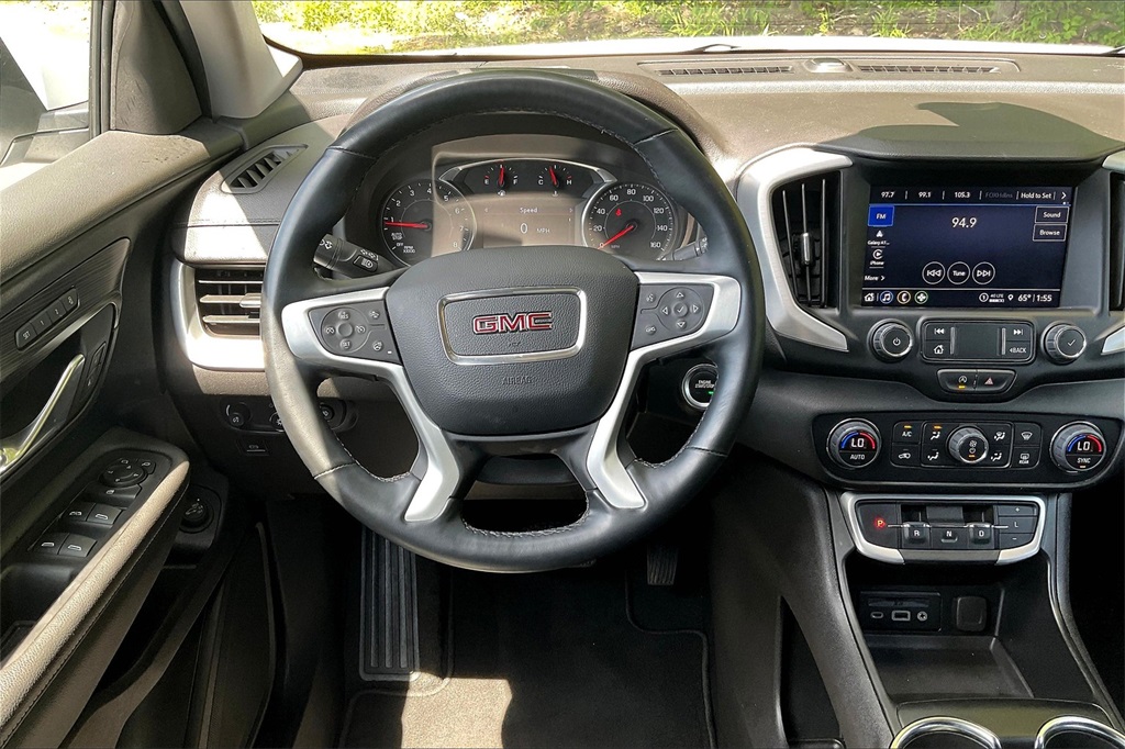 2023 GMC Terrain SLT - Photo 16