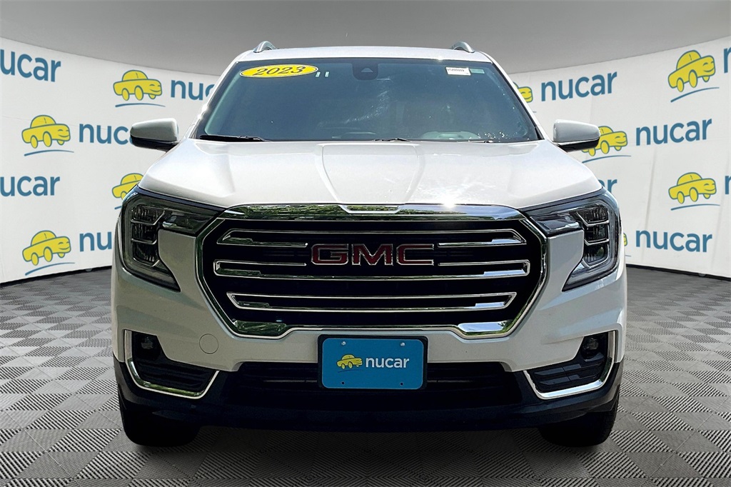 2023 GMC Terrain SLT - Photo 2