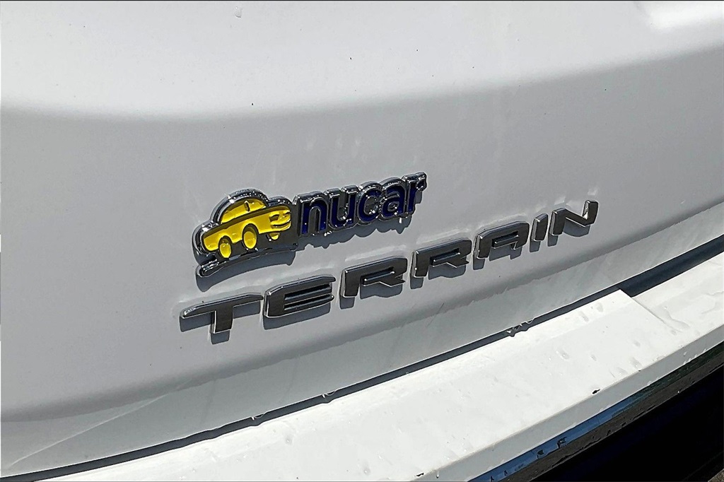 2023 GMC Terrain SLT - Photo 27