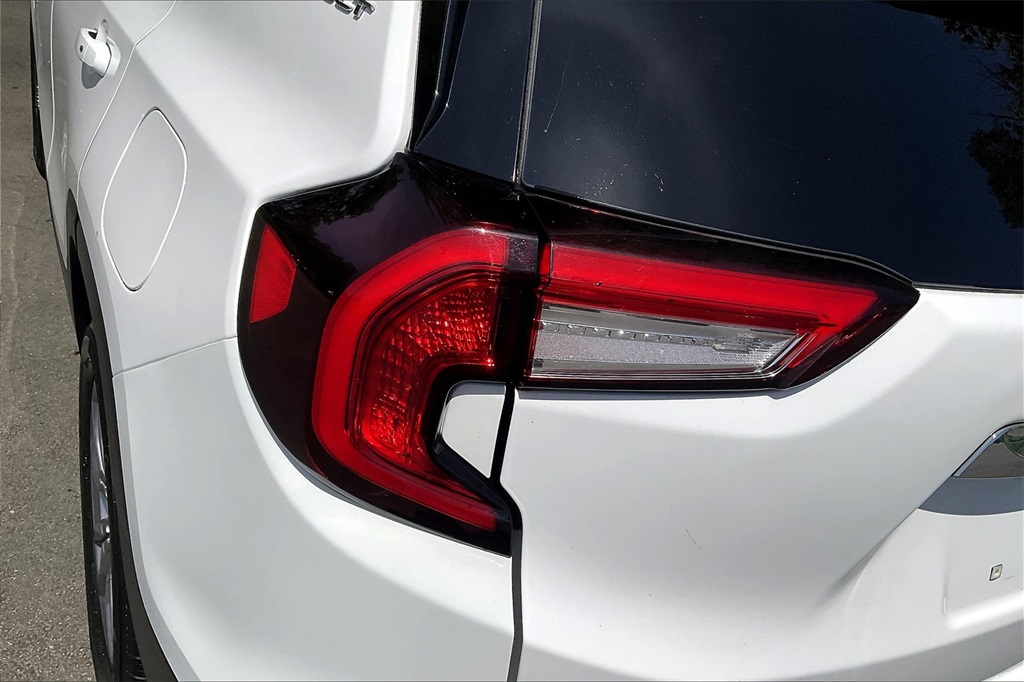 2023 GMC Terrain SLT - Photo 30