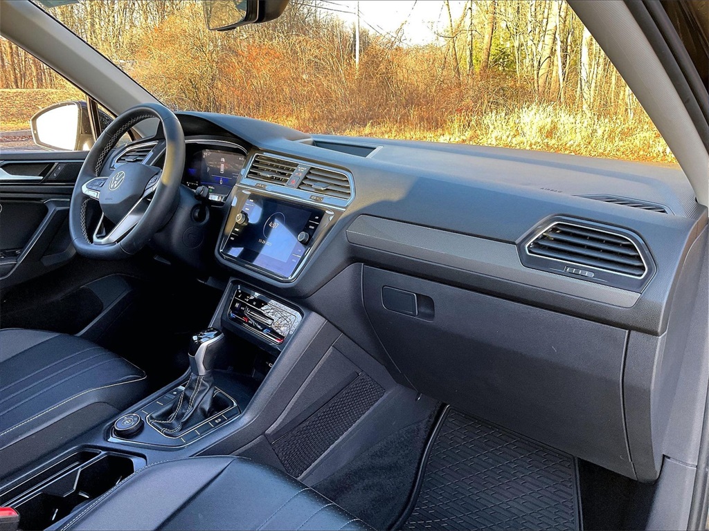 2022 Volkswagen Tiguan 2.0T SE - Photo 13