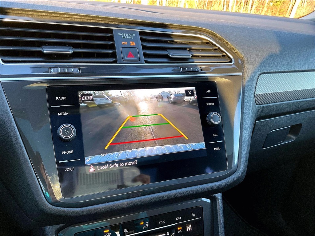 2022 Volkswagen Tiguan 2.0T SE - Photo 14