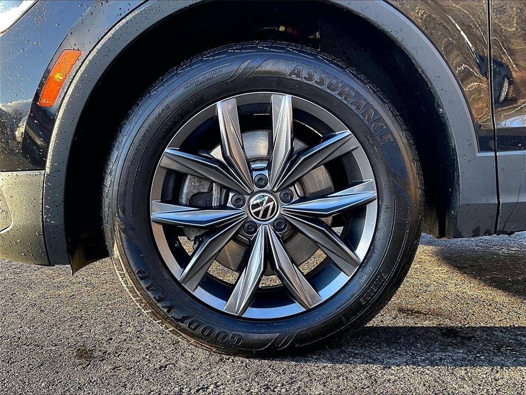2022 Volkswagen Tiguan 2.0T SE - Photo 20
