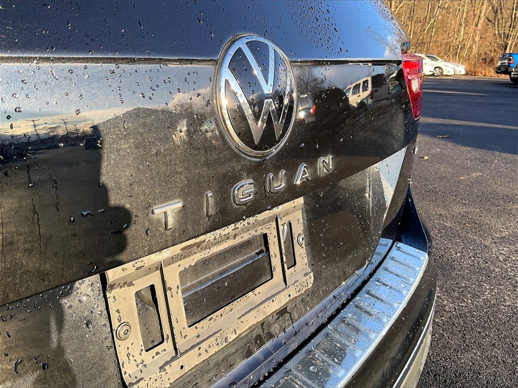 2022 Volkswagen Tiguan 2.0T SE - Photo 26