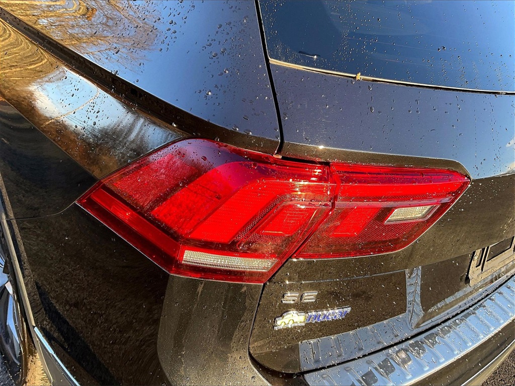 2022 Volkswagen Tiguan 2.0T SE - Photo 29