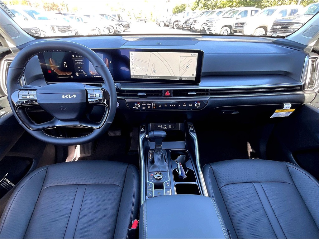 2026 Kia Sorento EX - Photo 12