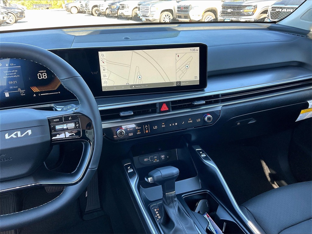 2026 Kia Sorento EX - Photo 13