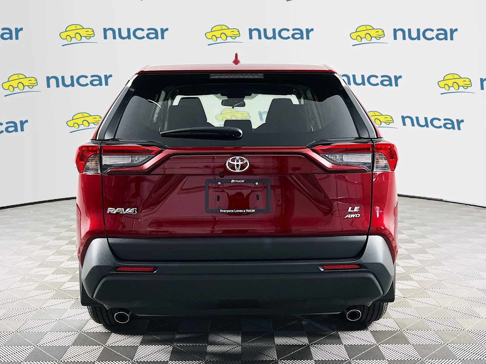 2025 Toyota RAV4 LE - Photo 5