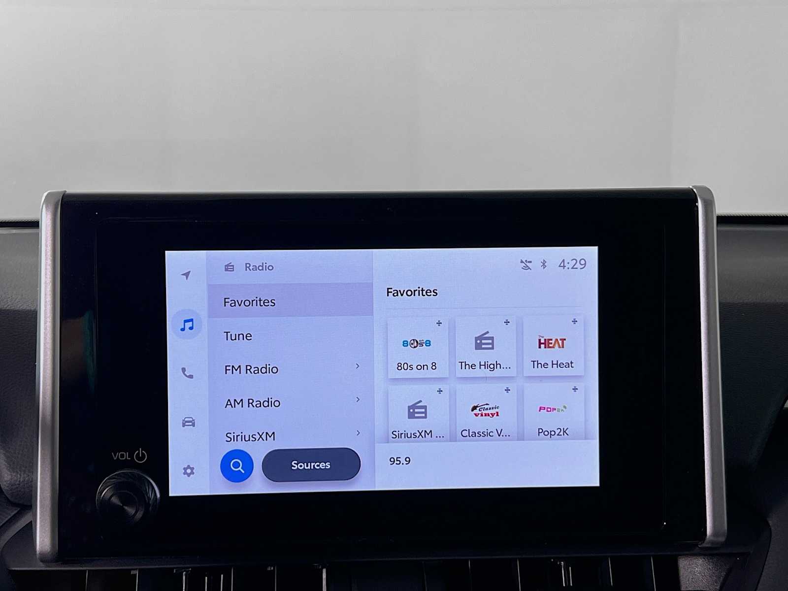 2025 Toyota RAV4 LE - Photo 8