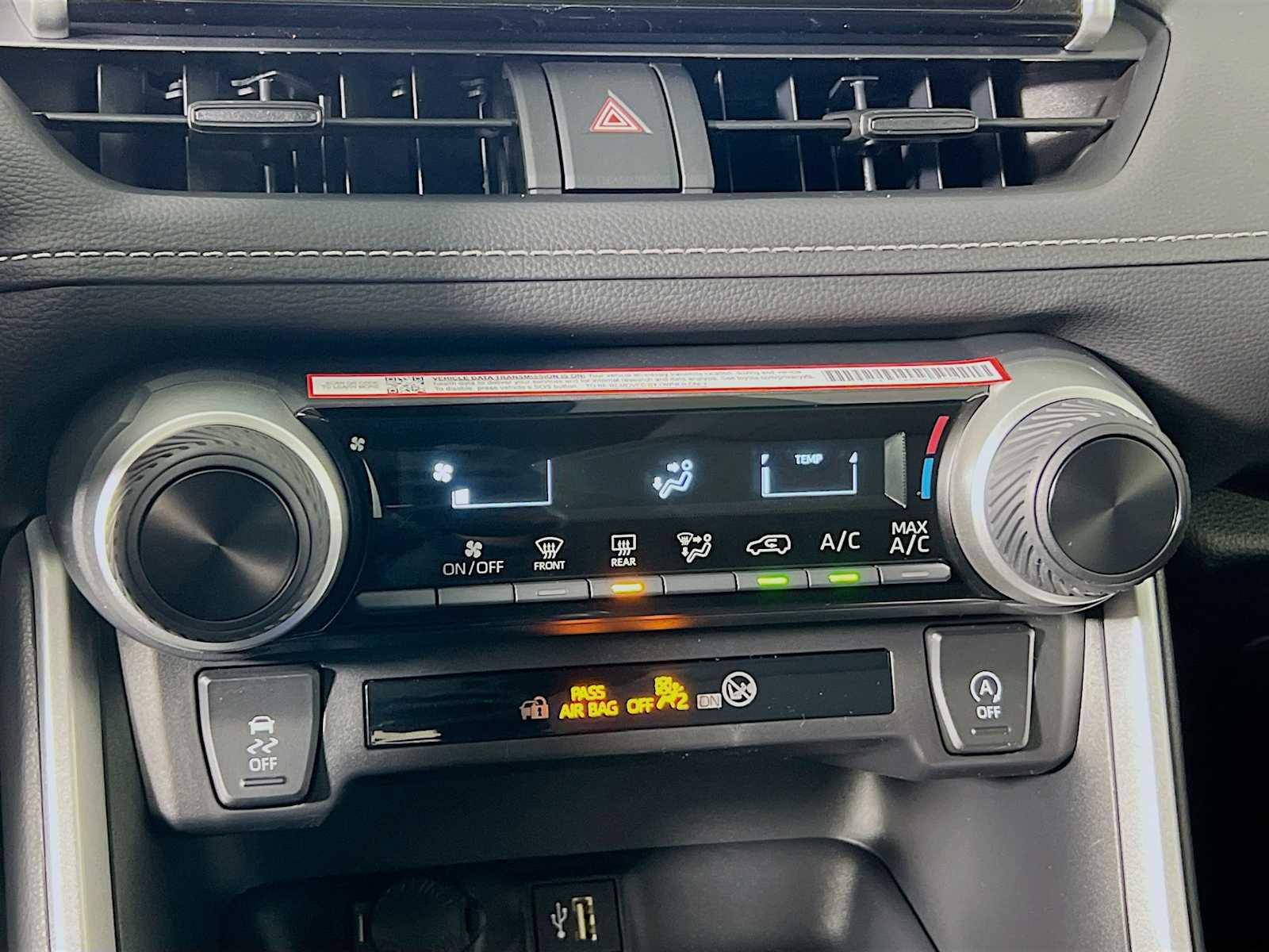 2025 Toyota RAV4 LE - Photo 10