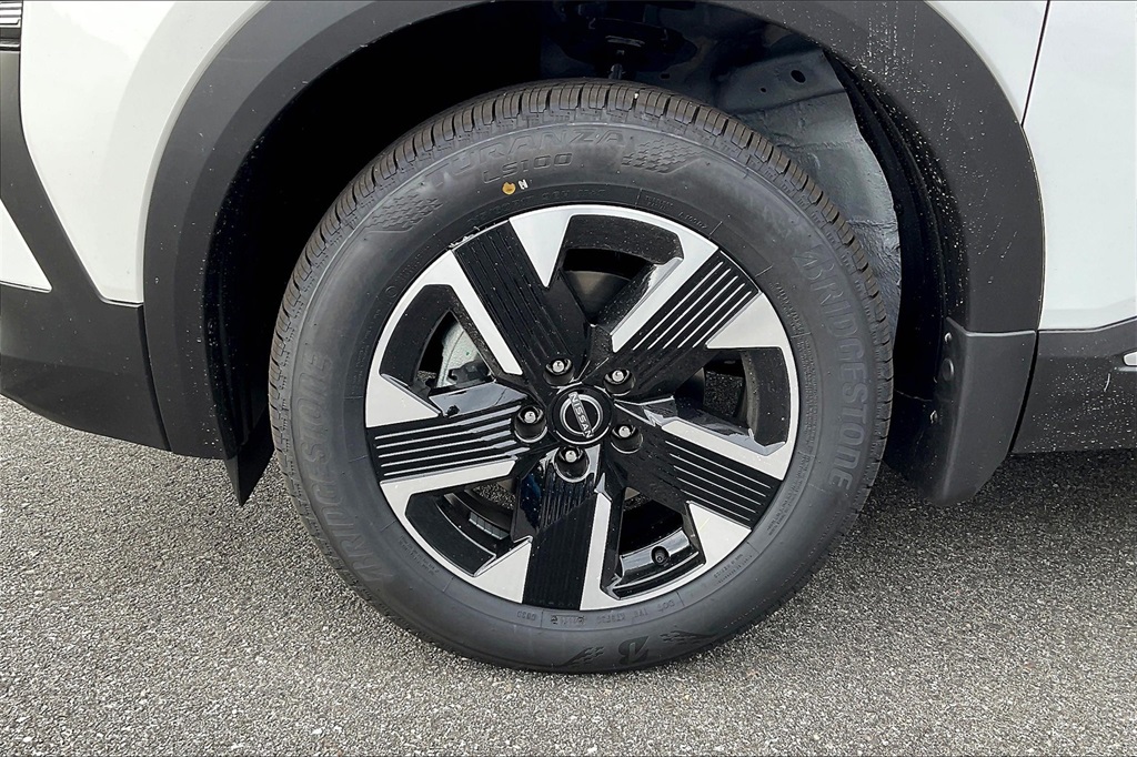 2025 Nissan Kicks SV - Photo 8