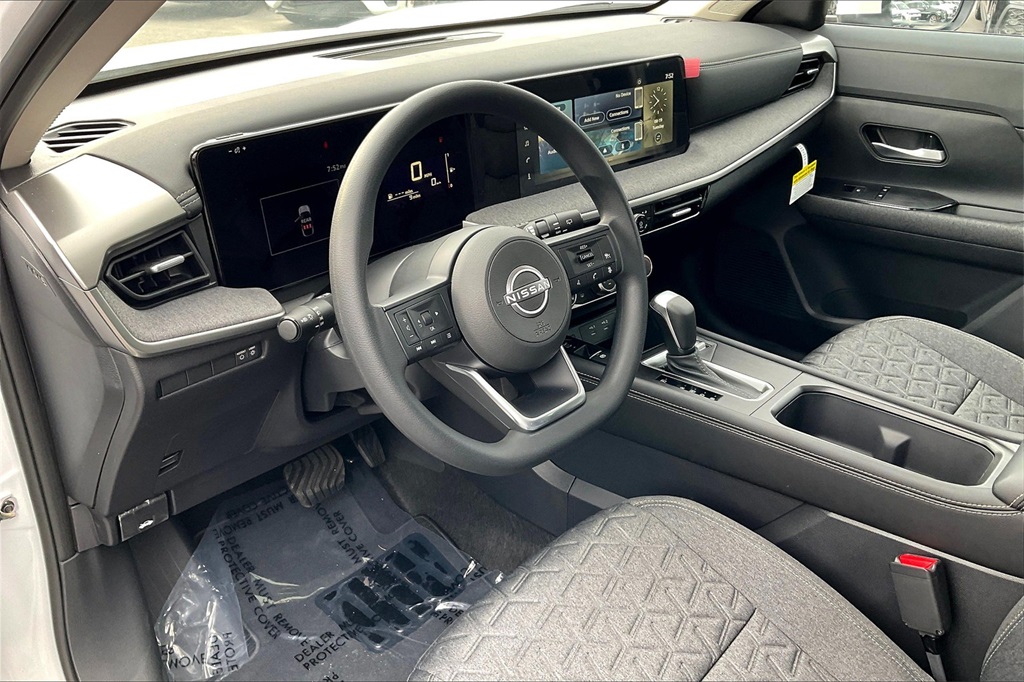 2025 Nissan Kicks SV - Photo 9