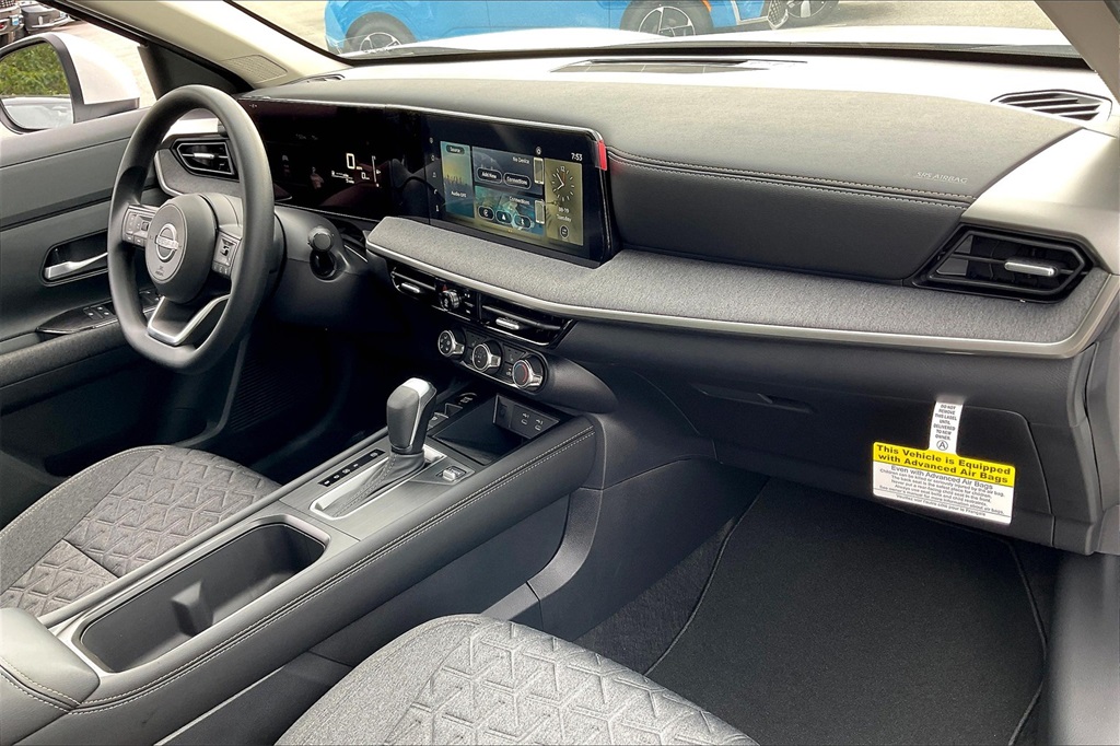 2025 Nissan Kicks SV - Photo 10