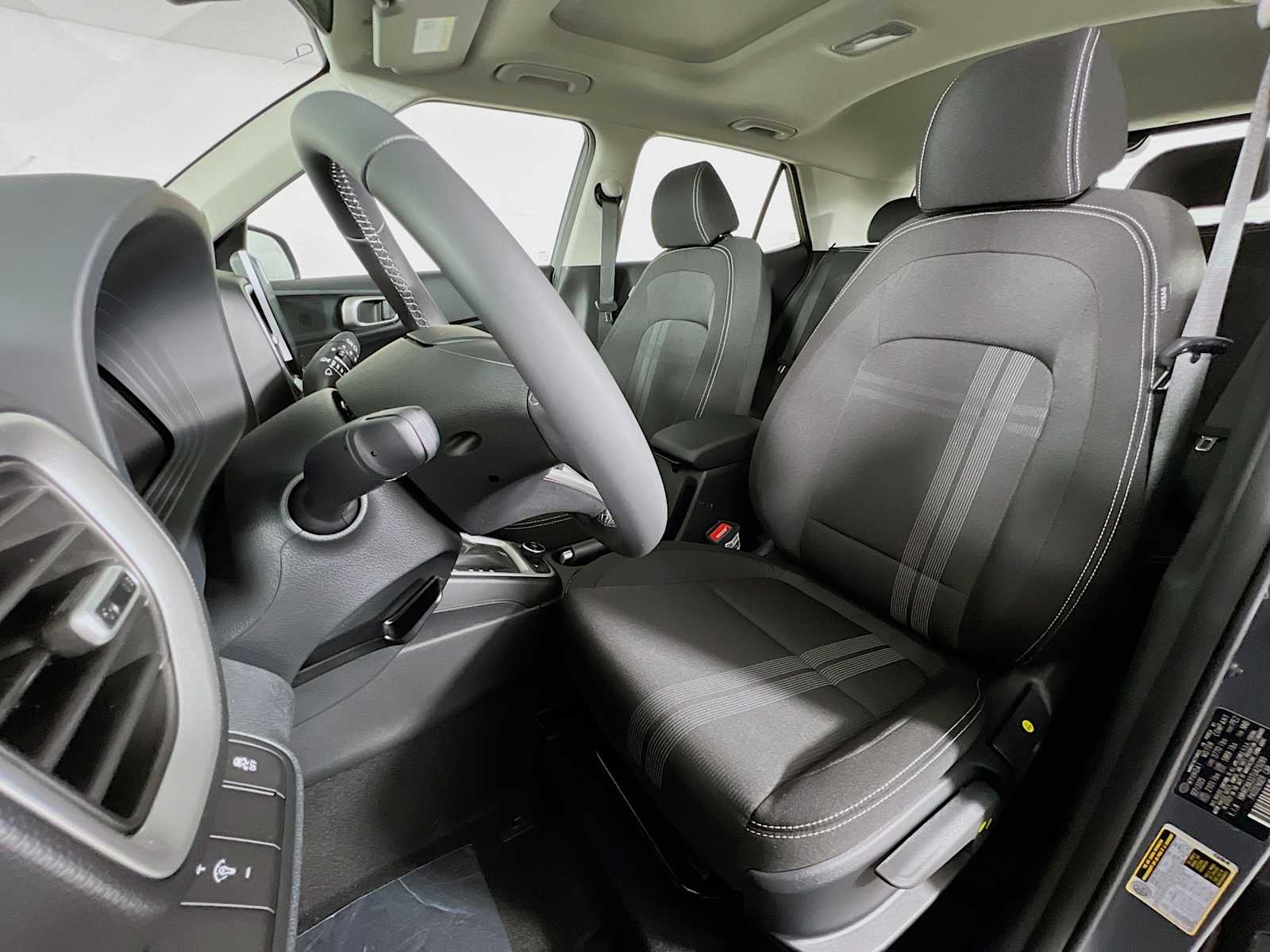 2026 Hyundai Venue SEL - Photo 12