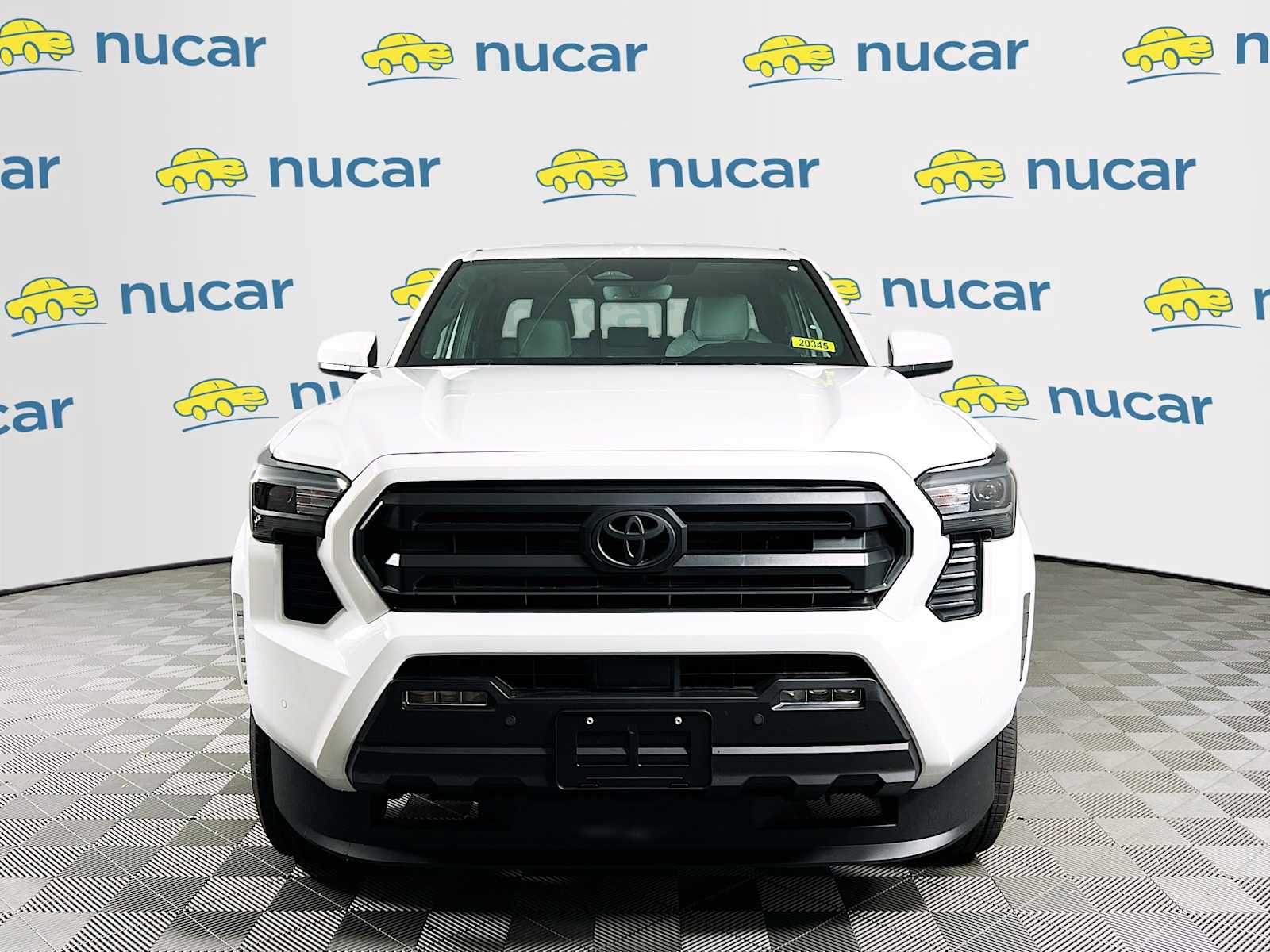 2025 Toyota Tacoma SR5 - Photo 2