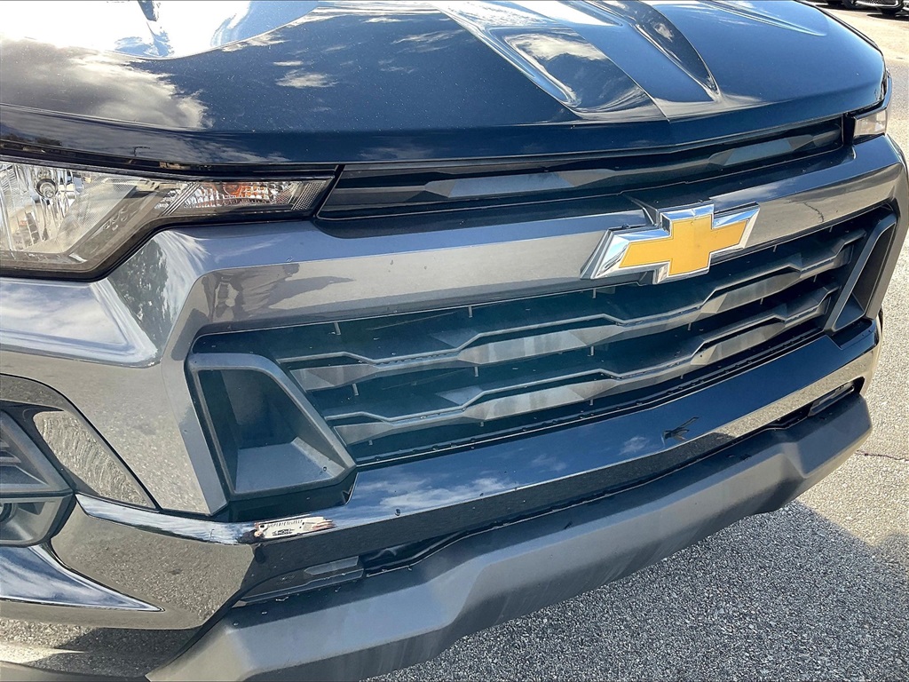 2023 Chevrolet Colorado LT - Photo 29