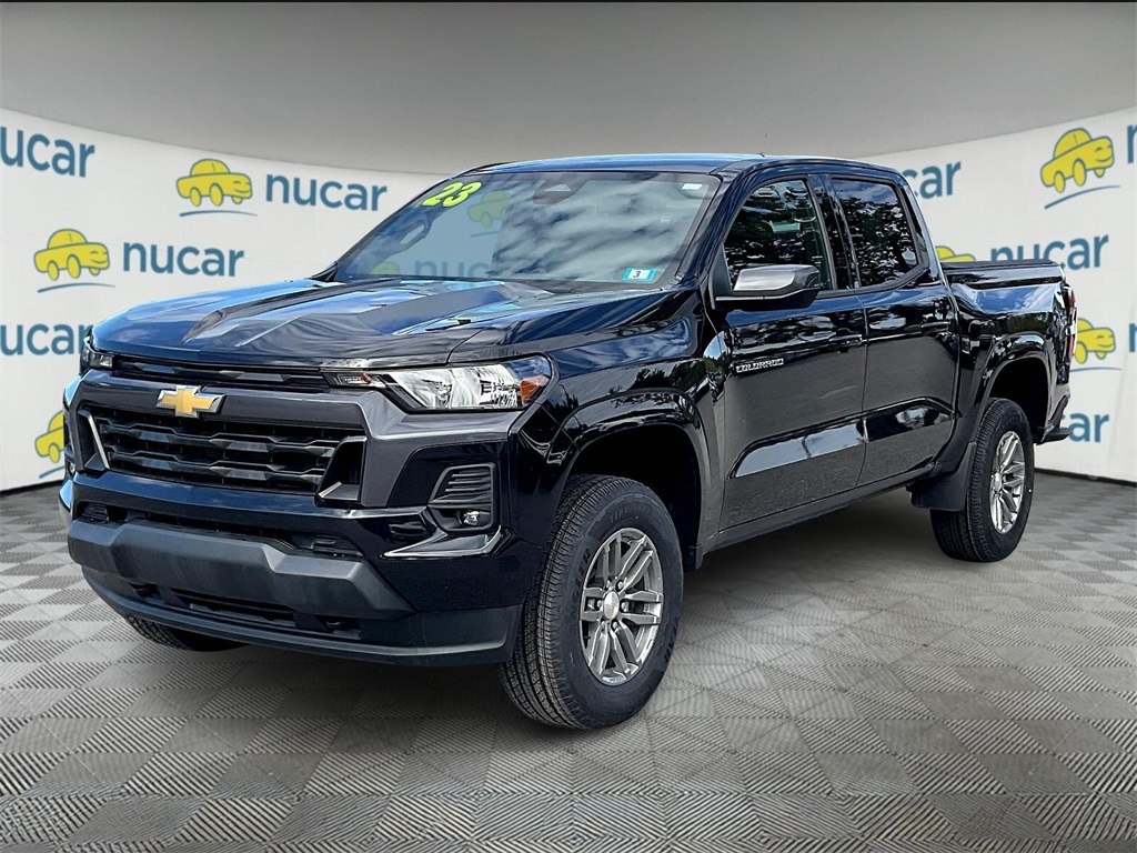 2023 Chevrolet Colorado LT - Photo 3