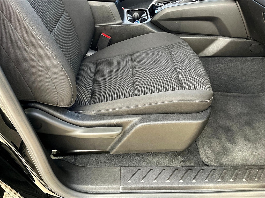 2023 Chevrolet Colorado LT - Photo 36