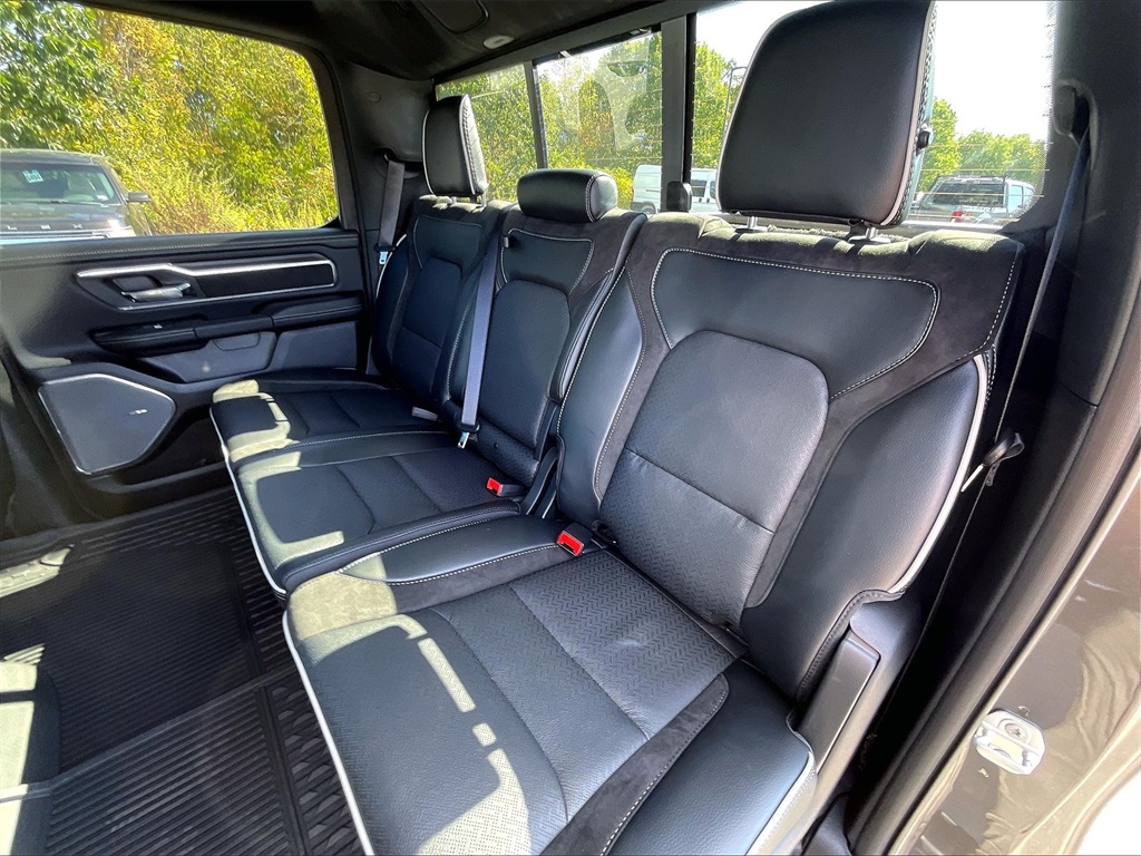 2026 Ram 1500 Laramie - Photo 15