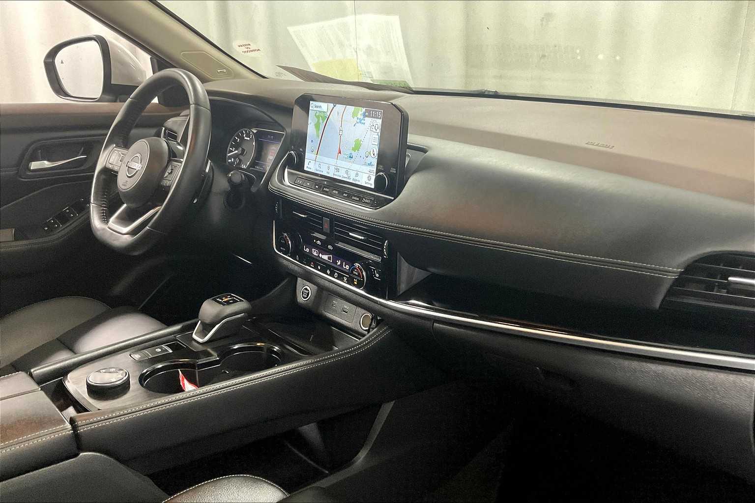 2023 Nissan Rogue SL - Photo 14