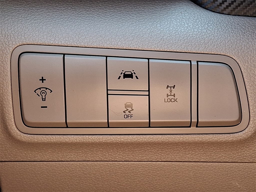 2020 Hyundai Tucson SE - Photo 25