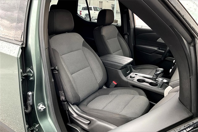 2022 Chevrolet Traverse LT - Photo 11