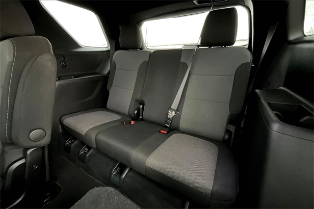 2022 Chevrolet Traverse LT - Photo 16