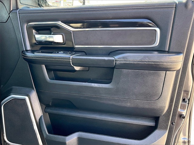 2022 Ram 3500 Laramie - Photo 12