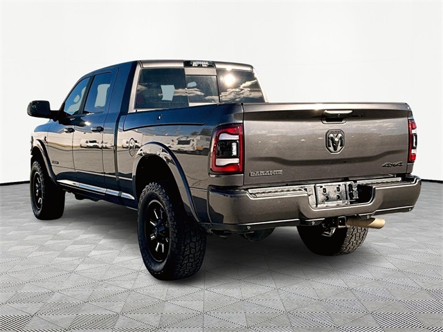 2022 Ram 3500 Laramie - Photo 4