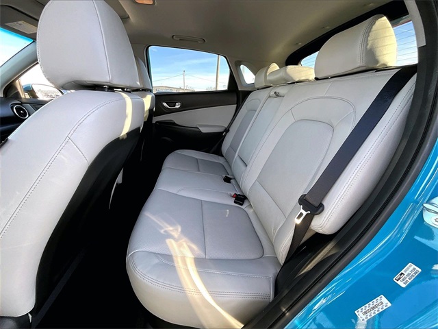 2022 Hyundai Kona Limited - Photo 14