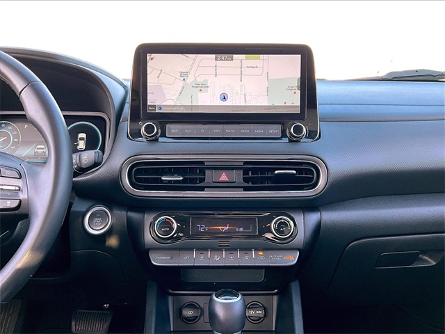 2022 Hyundai Kona Limited - Photo 17