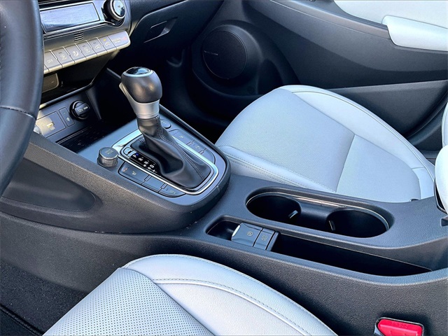 2022 Hyundai Kona Limited - Photo 19