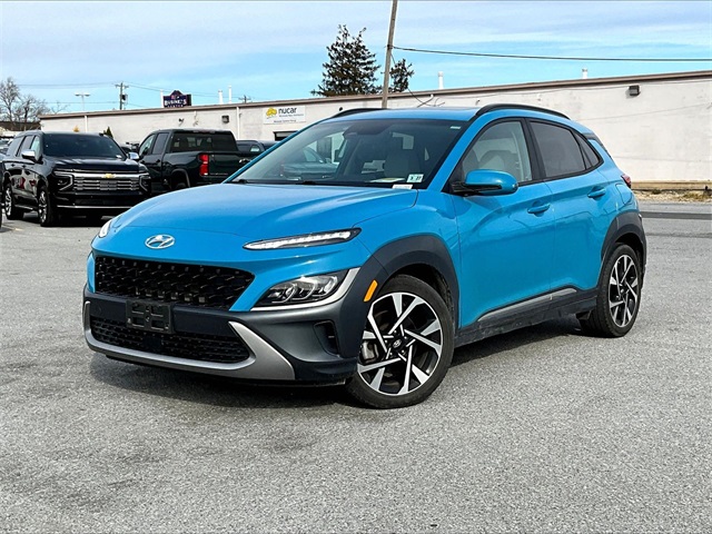 2022 Hyundai Kona Limited - Photo 2