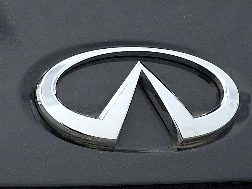 2023 INFINITI QX60 LUXE - Photo 9