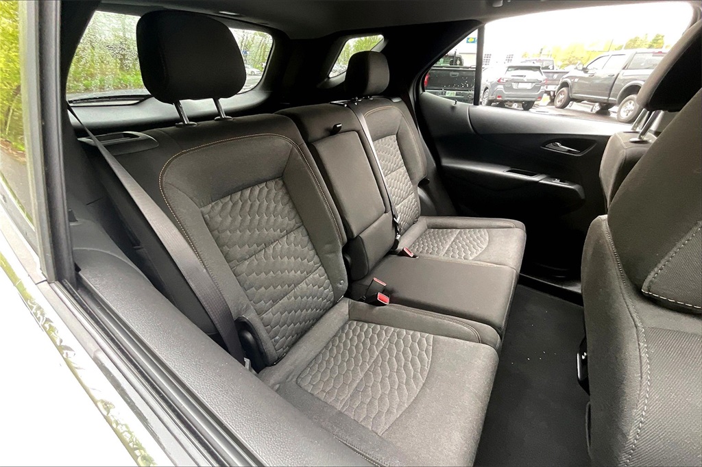 2021 Chevrolet Equinox LT - Photo 18