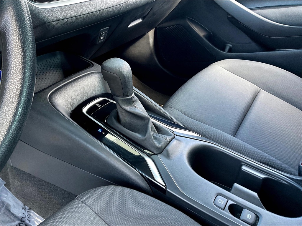 2024 Toyota Corolla LE - Photo 19