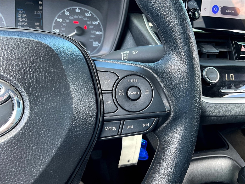 2024 Toyota Corolla LE - Photo 22