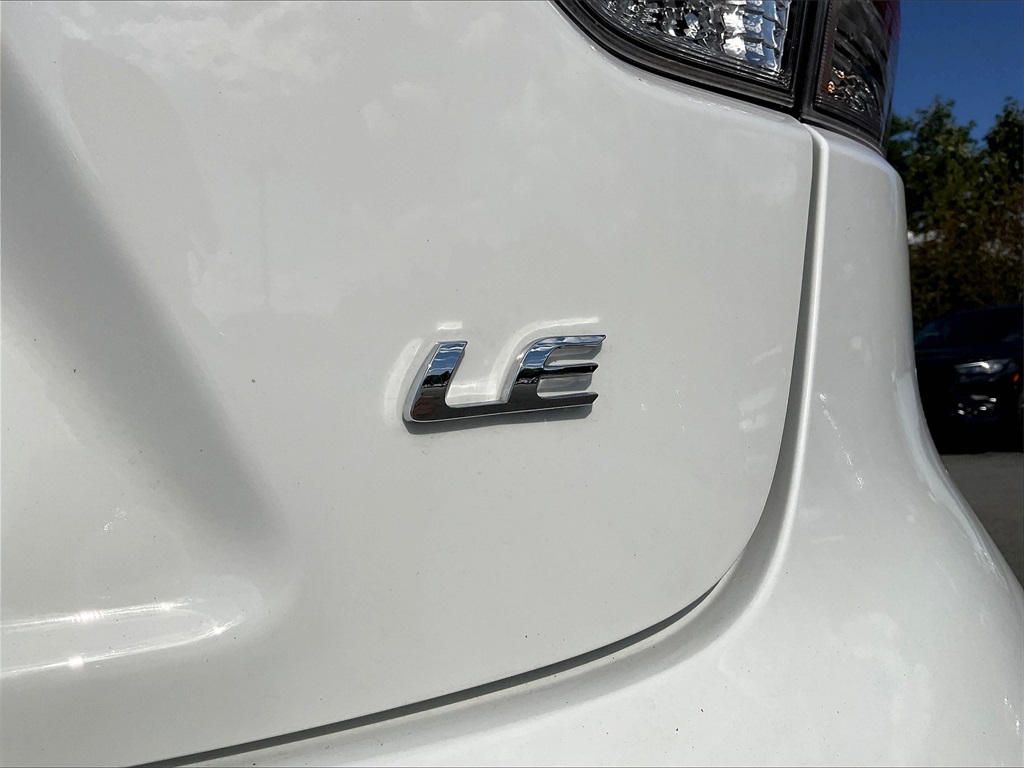 2024 Toyota Corolla LE - Photo 26
