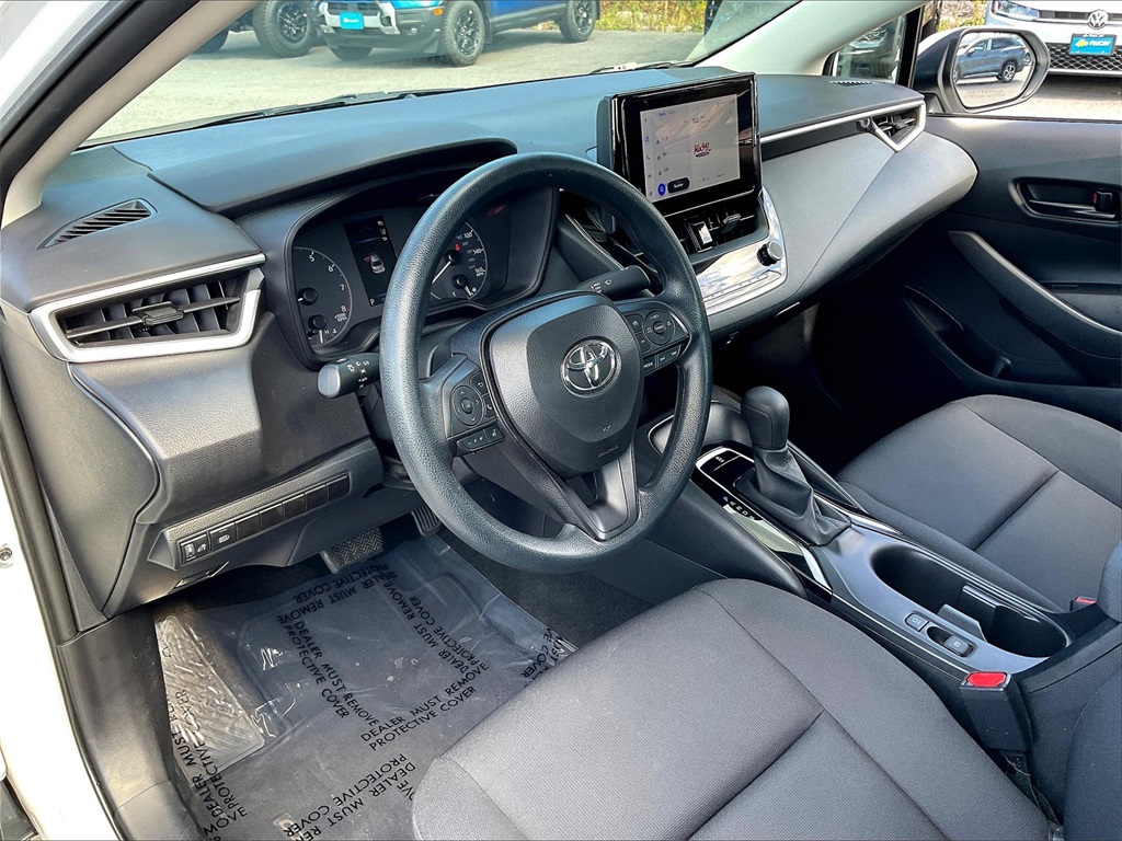 2024 Toyota Corolla LE - Photo 8