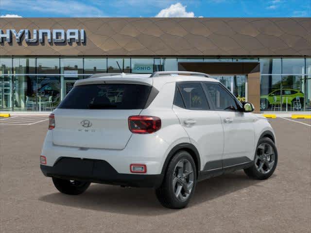 2025 Hyundai Venue SEL - Photo 4