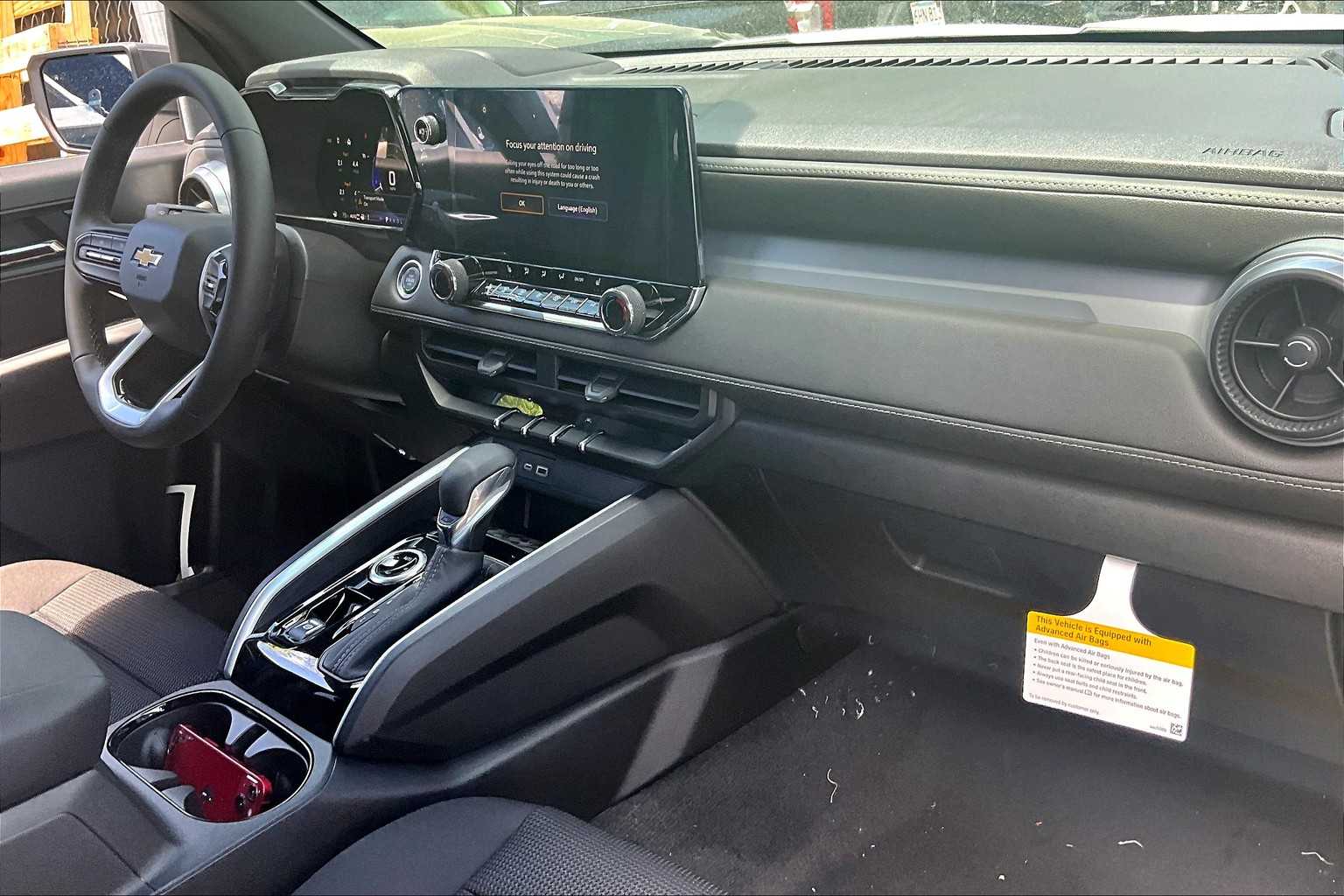2025 Chevrolet Colorado 4WD LT - Photo 10