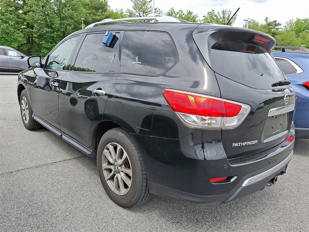 2013 Nissan Pathfinder SV - Photo 4