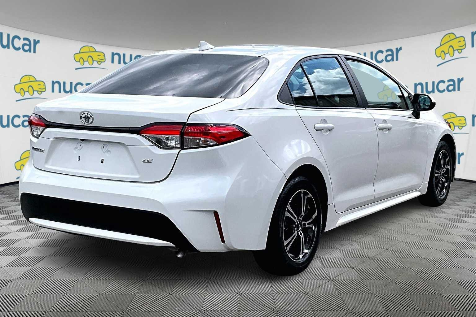 2021 Toyota Corolla LE - Photo 6
