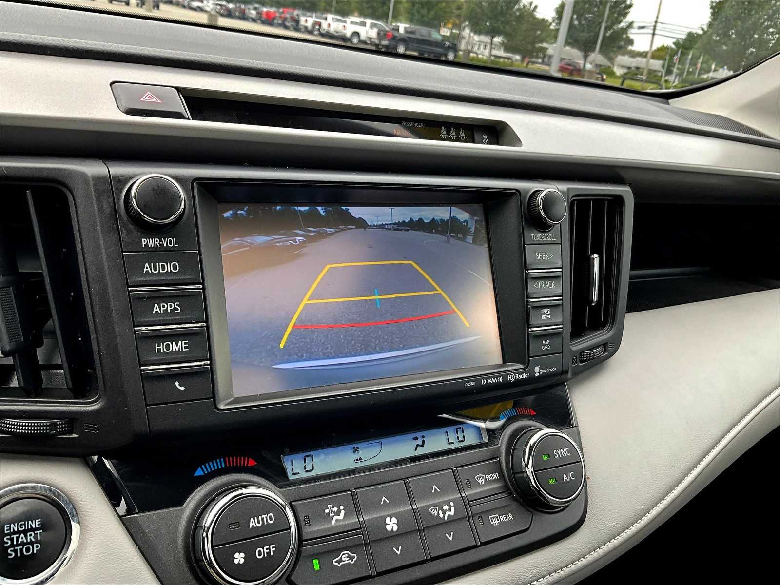 2018 Toyota RAV4 Limited - Photo 19