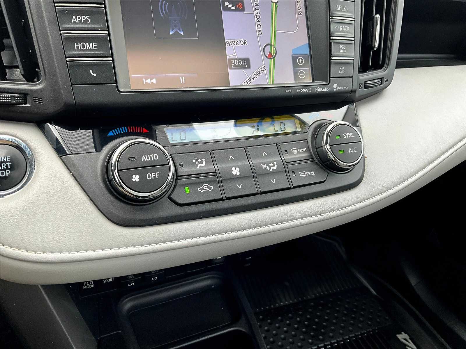2018 Toyota RAV4 Limited - Photo 26