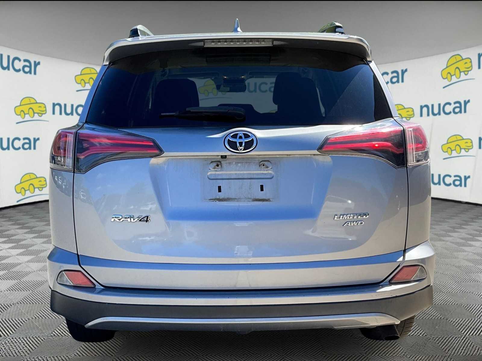 2018 Toyota RAV4 Limited - Photo 3
