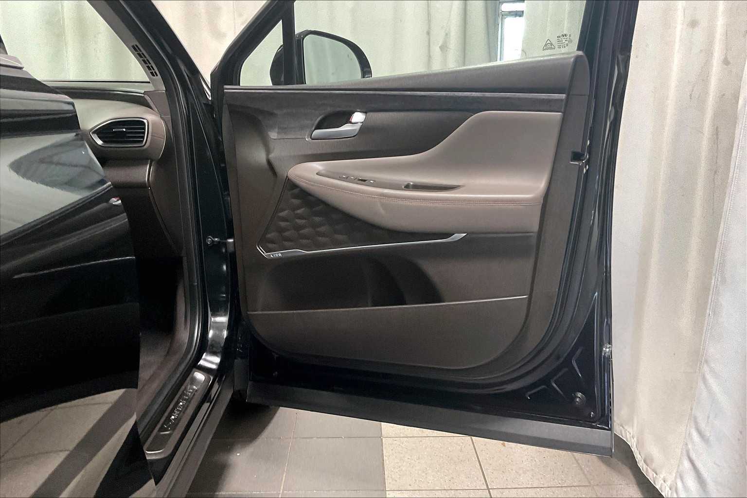 2019 Hyundai Santa Fe Ultimate - Photo 12