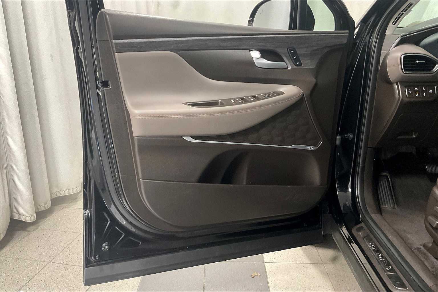2019 Hyundai Santa Fe Ultimate - Photo 9