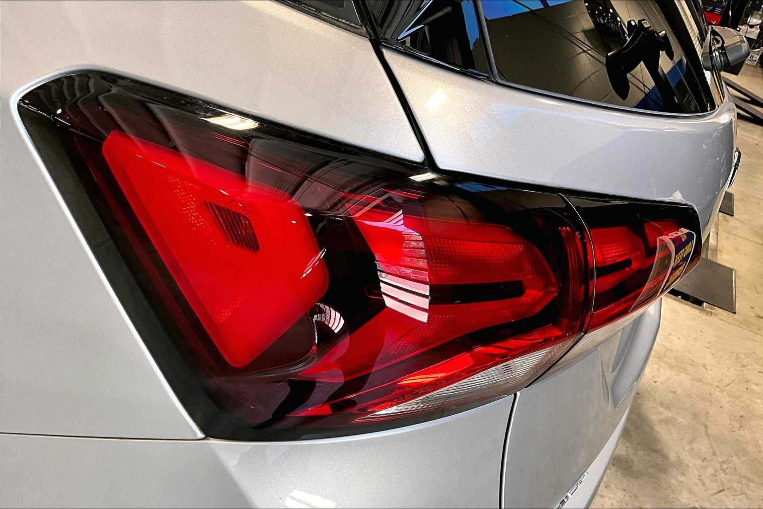 2022 Chevrolet Equinox LS - Photo 35
