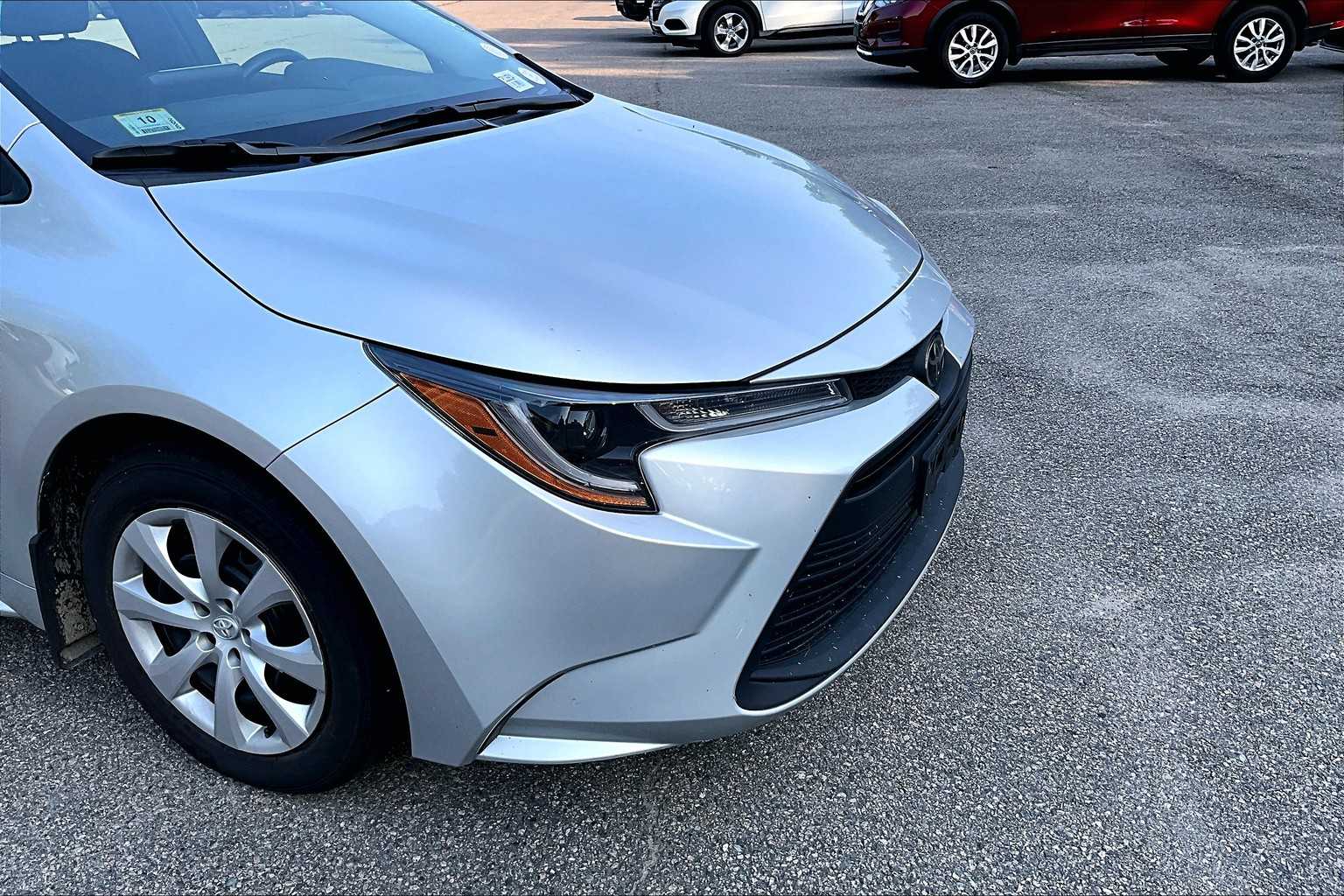 2024 Toyota Corolla LE - Photo 5